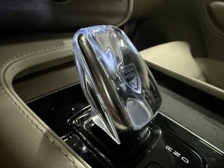 Volvo XC90 Volvo XC90 T8 Recharge AWD Plus Bright LONG RANGE PANO/LUCHTVERING/TREKHAAK/HEAD-UP/VENTILATIE+MEMORY/H&K/PILOT-ASSIST/ACC/20