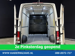 Volkswagen Crafter Volkswagen Crafter 2.0 TDI 140pk Automaat L4H3 L3H2 RIJKLAAR Euro6 Airco | Navigatie | Cruisecontrol | Camera apple carplay, android auto, parkeersensoren, bijrijdersbank, 270 gr. achterdeuren - afbeelding nr 3