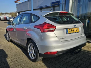 Ford Focus Ford Focus 1.0 Trend Edition Airco | Bluetooth | Navigatie | PDC achter | Multifunctioneel stuurwiel | Nette auto! - afbeelding nr 3
