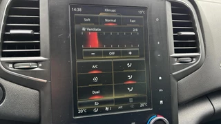 Renault Mégane Estate Renault Megane Estate 1.3 TCe 140 pk Limited Automaat Navi Carplay Android Auto - afbeelding nr 27