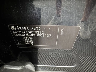 Škoda Karoq Škoda Karoq 1.5 TSI ACT Business Edition Aut. *PANO | 1/2LEATHER | FULL-LED | NAVI-FULLMAP | KEYLESS | COMFORT-SEATS | CAMERA | DAB+ | ECC | PDC | CRUISE | 18''ALU | TOWBAR* - afbeelding nr 26