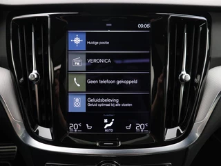 Volvo V60 Volvo V60 T8 PLUG-IN HYBRID AWD R-DESIGN SCHUIFDAK HEAD-UP DISPLAY HARMAN - afbeelding nr 24