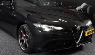 Alfa Romeo Giulia Alfa Romeo GIULIA 2.0 T GME AWD Ti 280 Pk / FACELIFT / Aut / Navi / Camera / Memory / Acc / Lane Assist / Led / 19 Inch - afbeelding nr 40