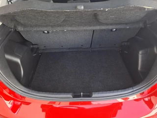Toyota Yaris Toyota Yaris 1.5 Hybrid Active - afbeelding nr 29