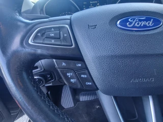 Ford Focus Ford Focus Wagon 1.0 125pk Nieuwe Distributieriem i.c.m Afl Pakket | Stoelverwarming | Trekhaak | Airco | Navigatie | - afbeelding nr 11