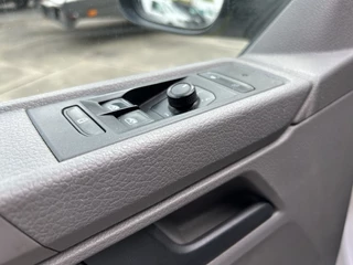 Volkswagen Transporter - afbeelding nr 13