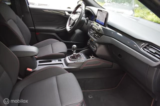 Ford Focus Ford Focus 1.0 EcoBoost Hybrid ST Line 2020 LED|Navi|Mooi! - afbeelding nr 3