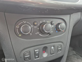 Dacia Logan Dacia Logan MCV  Easy-R Prestige AUTOMAAT AIRCO NAVI PDC NAP - afbeelding nr 13