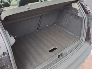 Renault Captur Renault Captur 1.2 TCe Initiale Paris | Automaat | Trekhaak | Stoelverwarming | Twotone | Leder | - afbeelding nr 21