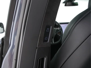 Tesla Model X Tesla Model X 100D AWD [ 3-Fase ] Aut. *PANO-WINDOW | AUTO-PILOT | FULL-LEATHER | TOWBAR | CCS-FASTLOADER | NAVI-FULLMAP | FULL-LED | AIR-SUSPENSION | DIGI-COCKPIT | KEYLESS | CAMERA | DAB+ | HEATED-COMFORT-SEATS | 20''ALU* - afbeelding nr 23