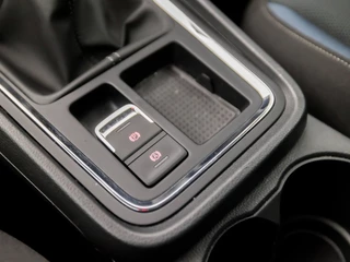 SEAT Ateca (APPLE CARPLAY, GROOT NAVI, CAMERA, CLIMATE, DAB+, SPORTSTOELEN, LED KOPLAMPEN, GETINT GLAS, NIEUWE APK, NIEUWSTAAT) - afbeelding nr 24