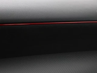 Mercedes-Benz A-Klasse Mercedes-Benz A-klasse 180d AMG | 36.600km NAP | Panoramadak | Stoelverwarming | Carplay | Camera | Full LED | Navigatie | Leder/Alcantara | Widescreen - afbeelding nr 17