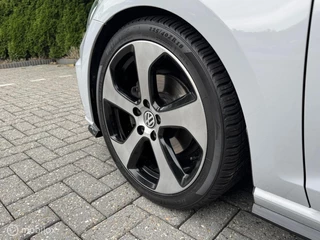 Volkswagen Golf Volkswagen Golf 1.5 TSI Highline Business R-Line 150PK 2017 - afbeelding nr 10