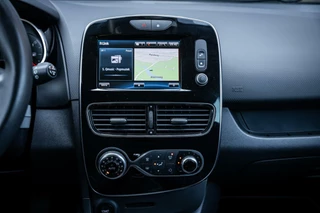 Renault Clio Renault Clio 0.9 TCe Limited*KEYLESS*NAVI*CLIMA*CAMERA*PDC* - afbeelding nr 37