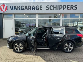 Ford Focus Ford Focus Wagon 1.0 EcoBoost Hybrid Active X Business 155pk - afbeelding nr 9