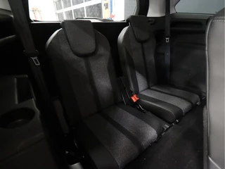 Peugeot 5008 [7-ZITTER, TREKHAAK, CAMERA, APPLE CARPLAY, ANDROID, VERW. MEM. SEATS, HALF LEDER, CRUISE, NIEUWSTAAT] - afbeelding nr 8