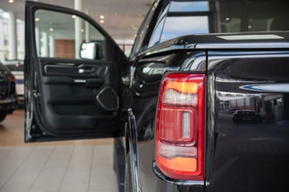 Dodge Ram 1500 Dodge Ram 1500 4X4 5.7 V8 4x4 Crew Cab Laramie Sport 1e Eig BTW Harman/Kardon, Panoramadak, Treeplank, Trekhaak - afbeelding nr 7