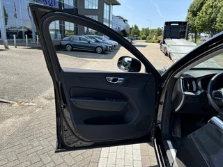 Volvo XC60 Volvo XC60 2.0 T6 Plug-in hybrid AWD Plus Bright | Long Range | Memoryseats | Lederen bekleding | ACC | Keyless Entry | Stoelverwarming | - afbeelding nr 5