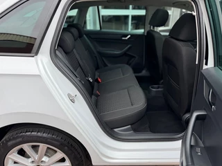 Škoda Rapid Škoda Rapid SPACEBACK 1.2 TSI 90PK GREENTECH DRIVE / PANO / NAVI / DSG! - afbeelding nr 27