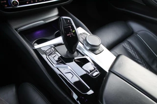 BMW 5 Serie BMW 5-serie 530i High Executive M-Sport/Schuifdak/Trekhaak - afbeelding nr 15