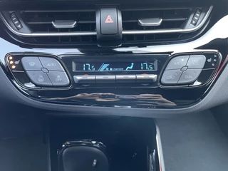 Toyota C-HR Toyota C-HR 2.0 Hybrid GR-Sport | Stuur + Stoelverwarming | Blindspot | JBL - afbeelding nr 27