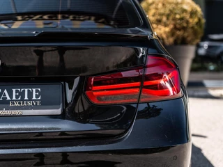 BMW 3 Serie BMW 3-serie 330e Centennial High Executive|PANO|M-SPORT|18'' - afbeelding nr 34