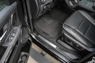 Dodge Ram 1500 Dodge Ram 1500 4X4 5.7 V8 4x4 Crew Cab|LPG|BTW|1ste Eig|Limited Night Edition|Etorque|Pano|Luchtvering|Trekhaak|Full Option - afbeelding nr 9