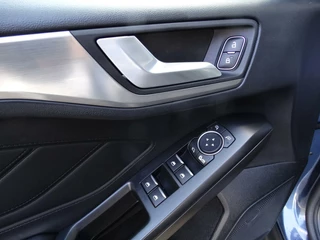 Ford Focus Ford Focus Wagon 1.0 EcoBoost Hybrid 125pk Titanium X - afbeelding nr 25