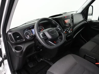 Iveco Daily Iveco Daily 35C16 3.0Ltr Bakwagen+Laadklep | Airco | Cruise | Dakspoiler | 3-Persoons - afbeelding nr 3