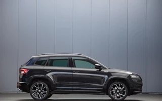 Škoda Karoq 1.5 TSI ACT Sportline Business |Panorama|Virtual|Automaat|