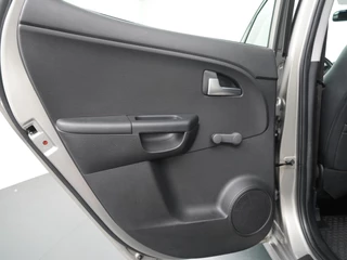 Kia Venga Kia Venga 1.4 CVVT DynamicPlusLine - Navigatie - Camera - Climate control - Cruise control - 12 maanden garantie - afbeelding nr 39