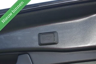Toyota RAV4 Toyota RAV4 2.5 Hybrid Style Two Tone NAVIGATIE/CAMERA/STUURW/STOELVW/ETC.! - afbeelding nr 18