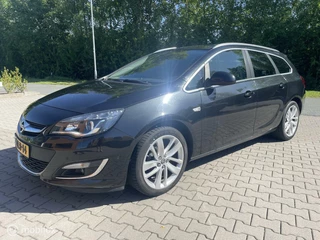 Opel Astra Opel Astra Sports Tourer 1.4 Turbo Edition, Lederen interieur - afbeelding nr 2