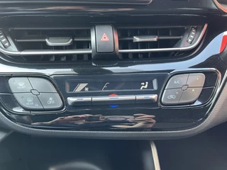 Toyota C-HR Toyota C-HR 1.2 Comfort | Airco | Cruise Control | Elektr. Verst. Buitenspie - afbeelding nr 17
