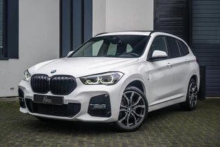 BMW X1 sDrive18i M-Sport PANO / HUD / CAMERA