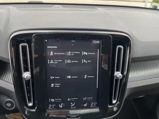 Volvo XC40 Navigatie Trekhaak 2000 kg Panoramadak ACC Leder Elek stoelen Pilot Assist Standkachel 360 Camera Apple Carplay NL Auto - afbeelding nr 40