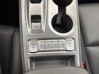 Hyundai Kona (INCL-BTW) *HEAT-PUMP | FULL-LEATHER | HEAD-UP | FULL-LED | NAVI-FULLMAP | DAB | ADAPTIVE-CRUISE | KRELL-AUDIO | KEYLESS | CAMERA | BLIND-SPOT | LANE-ASSIST | DIGI-COCKPIT | TOWBAR | 18