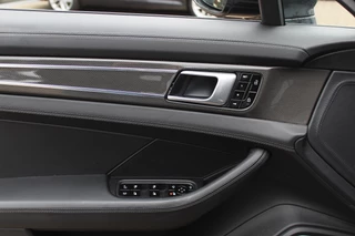 Porsche Panamera Porsche Panamera 4.0 Turbo S E-Hybrid / Panoramadak / 360Camera / Achterasbesturing / Nachtzicht / Softclose / 21'' / Sportuitlaat / Matrix LED / Carbon intr. / Bose / Sportdesign / Volleder / Dodehoek / DAB / ACC - afbeelding nr 36