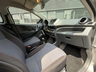 Suzuki Alto Suzuki Alto 1.0 Celebration EASSS BJ`15 NAP NL Airco Dealer onderhouden - afbeelding nr 17