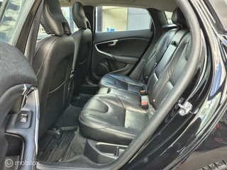 Volvo V40 Volvo V40 2.0 D3 Inscription Face Lft LED Leder Navi 18'' LM - afbeelding nr 7
