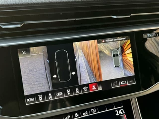 Audi Q7 Audi Q7 55 TFSI e quattro Pro Line S | Panoramadak | Camera rondomzicht | LED verlichting | Keyless pakket | Leer/alcantara bekleding | Voorstoelen verwarmd | 22 inch SQ7 velgen | Getint glas | Dodehoekdetectie - afbeelding nr 26