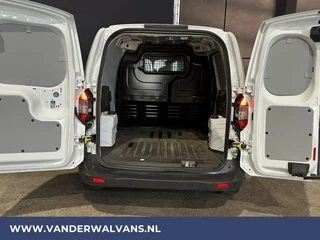 Ford Transit Courier Ford Transit Courier 1.5 TDCI L1H1 Euro6 Airco | Navigatie | Cruisecontrol | Stoelverwarming | Verwarmde Voorruit, Parkeersensoren - afbeelding nr 3