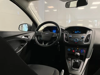 Ford Focus Ford Focus Wagon Trend 1.0 EcoBoost 125pk | Trekhaak | Stoelverwarming | Cruise control | - afbeelding nr 16