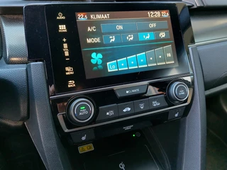 Honda Civic 1.0 i-VTEC 126pk Automaat Elegance | Navi | Apple Carplay+Android Auto | Clima | Adap.Cruise | Pdc V+A+Camera | Rijstrook+Licht+Regensensor | Mistlampen | Privacy Glass | 17''lm - afbeelding nr 16