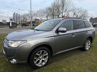 Mitsubishi Outlander Mitsubishi Outlander 2.0 PHEV Instyle - NAVI/LEER/DAKJE/NAP - afbeelding nr 17