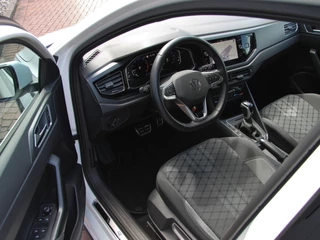 Volkswagen Polo Volkswagen Polo 1.0 TSI 110pk DSG R-Line | Acc | Lane | Camera - afbeelding nr 5