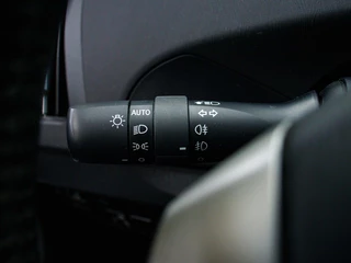 Toyota Prius Toyota Prius 1.8 Plug-in Executive Business | Leder | Navigatie | Camera - afbeelding nr 25