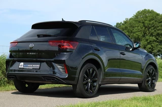 Volkswagen T-Roc Volkswagen T-Roc 1.5 TSI / 3x R-Line / Black Style / 150PK / DSG / Navi / Camera / VC / Trekhaak / 18