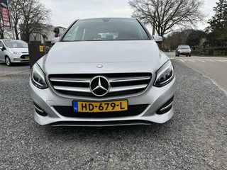 Mercedes-Benz B-Klasse Mercedes B-klasse 180 Ambition,navi,airco,half leer HOGE INSTAP - afbeelding nr 2