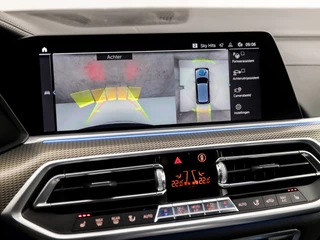 BMW X5 395Pk Automaat (PANORAMADAK, M PAKKET, LUCHTVERING, APPLE CARPLAY, MEMORY SEATS, 360 CAMERA, SFEERVERLICHTING, LASER KOPLAMPEN, ADAPTIVE CRUISE, NIEUWSTAAT) - afbeelding nr 20